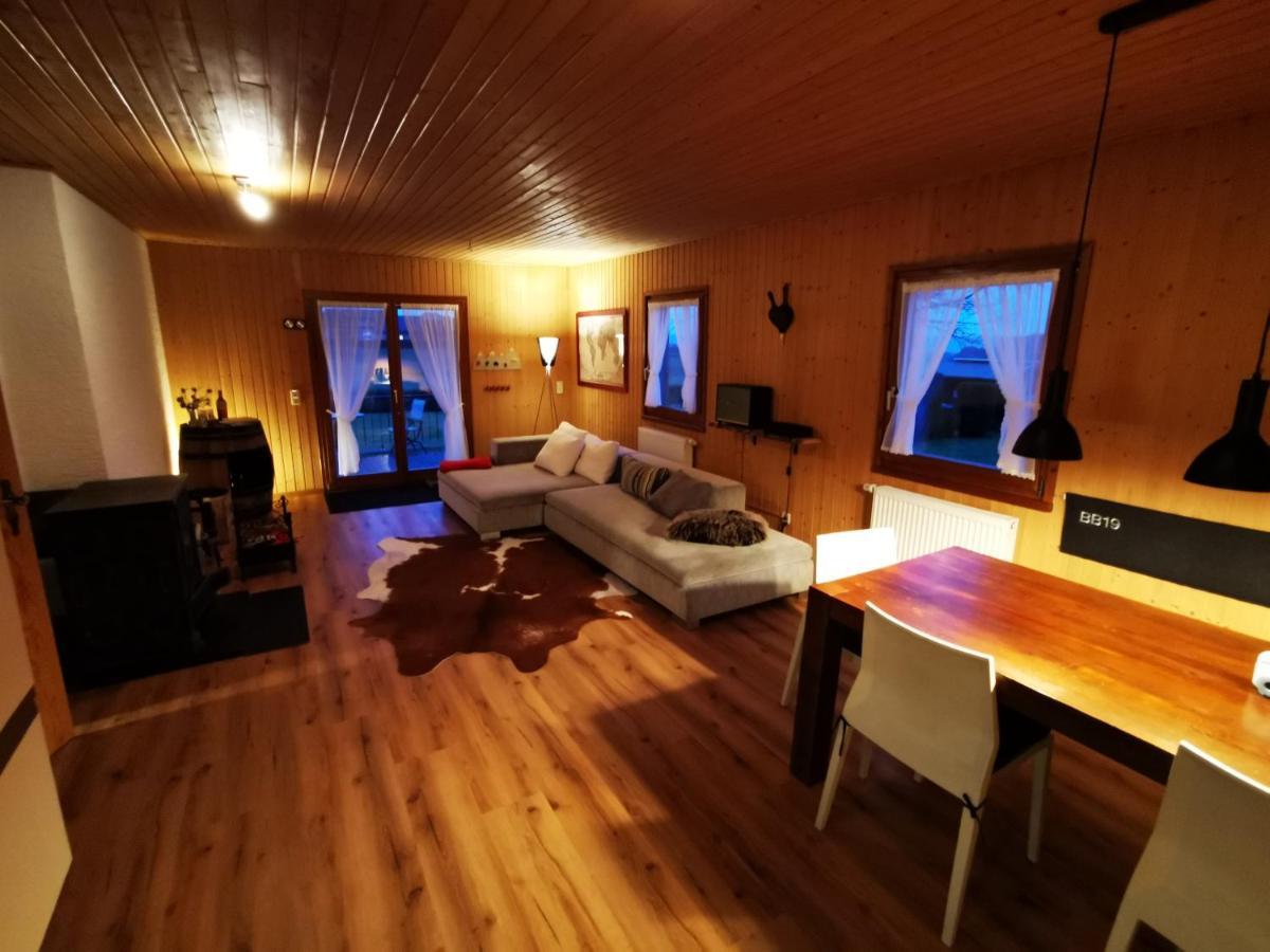 Bb19 Eifel-Ferienhaus Am Moseltal Mit Saunahaus Beuren  Luaran gambar