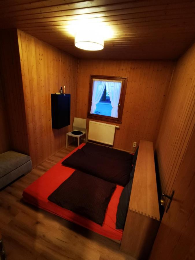 Bb19 Eifel-Ferienhaus Am Moseltal Mit Saunahaus Beuren  Luaran gambar